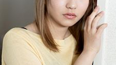 한 아름다운 집사는 당신이 말하는 모든 것을 경청할 것입니다. 즉석 성애에서부터 질 사정까지 말입니다. 엔도 히카루
