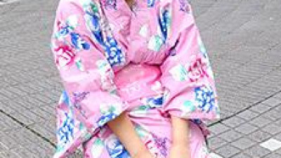 유카타를 입고 사랑을 하고 있습니다 이이다 구미코